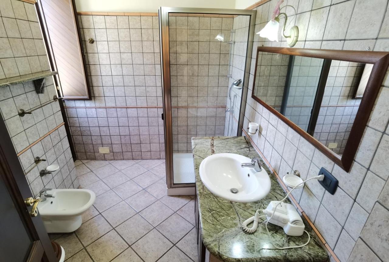 Le Grotte Bed & Breakfast Riposto Luaran gambar